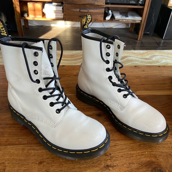 Dr. Martens Shoes - Dr Martens 1460 Womens White Womens 8